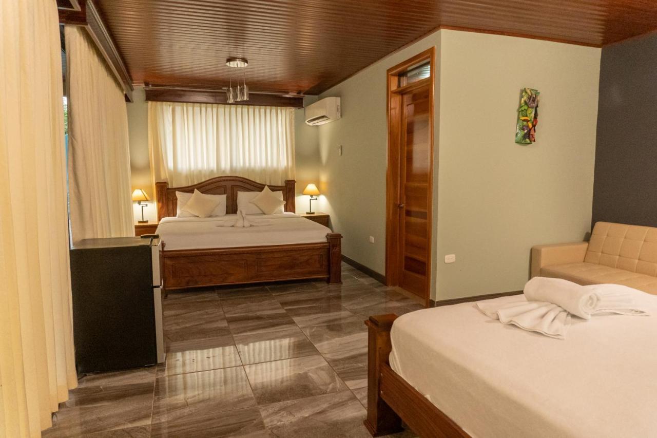 Hotel Margarita And Tour Operator Драке Экстерьер фото