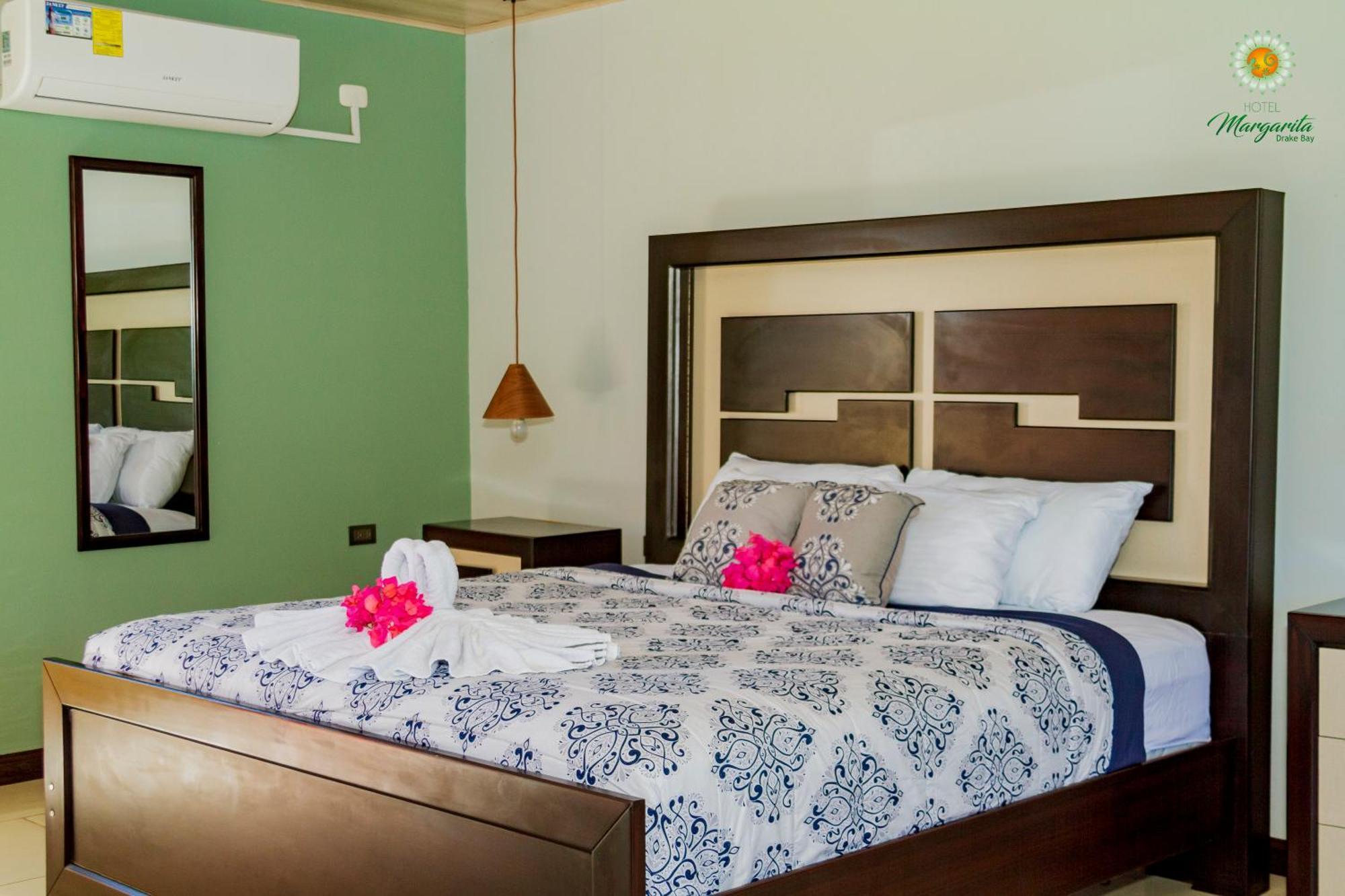 Hotel Margarita And Tour Operator Драке Экстерьер фото